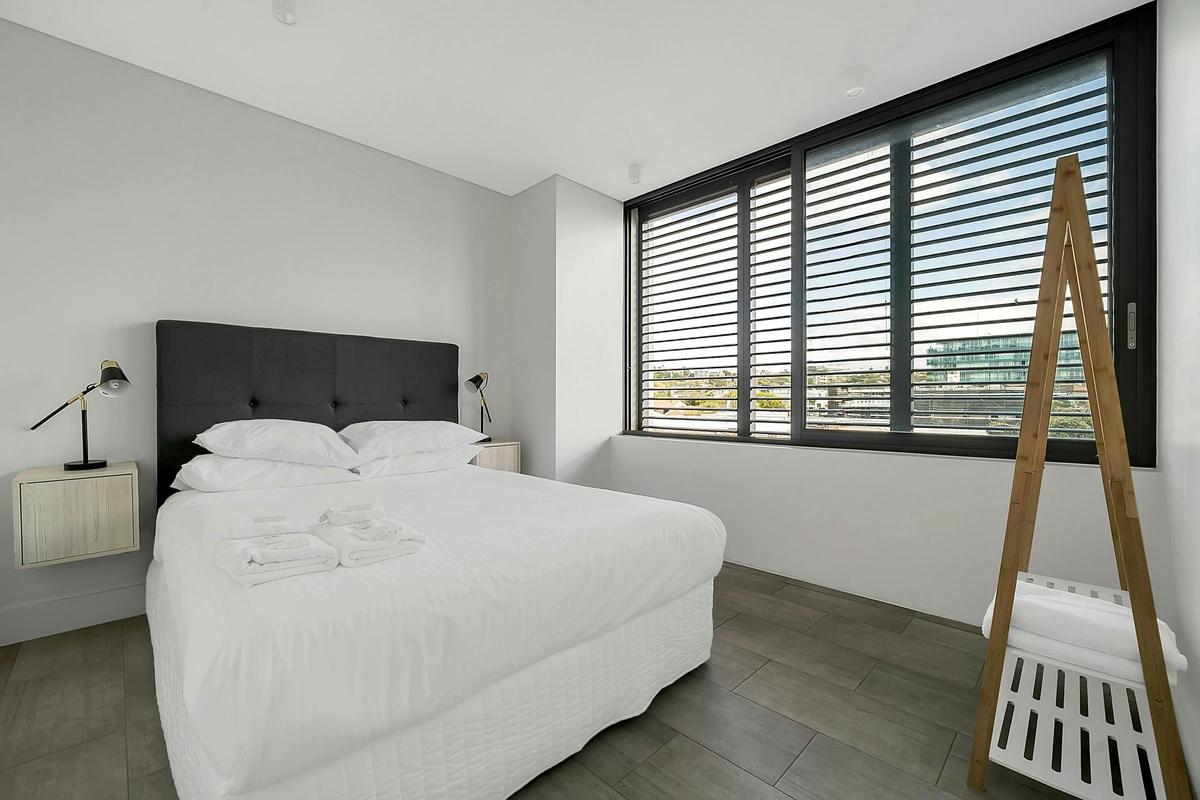 Modern, bright, and fully equipped, this property offers comfort and convenience for your stay.
