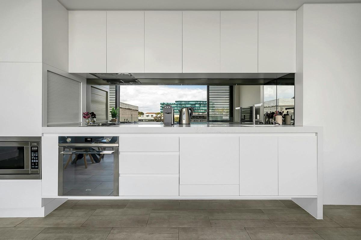 Modern, bright, and fully equipped, this property offers comfort and convenience for your stay.