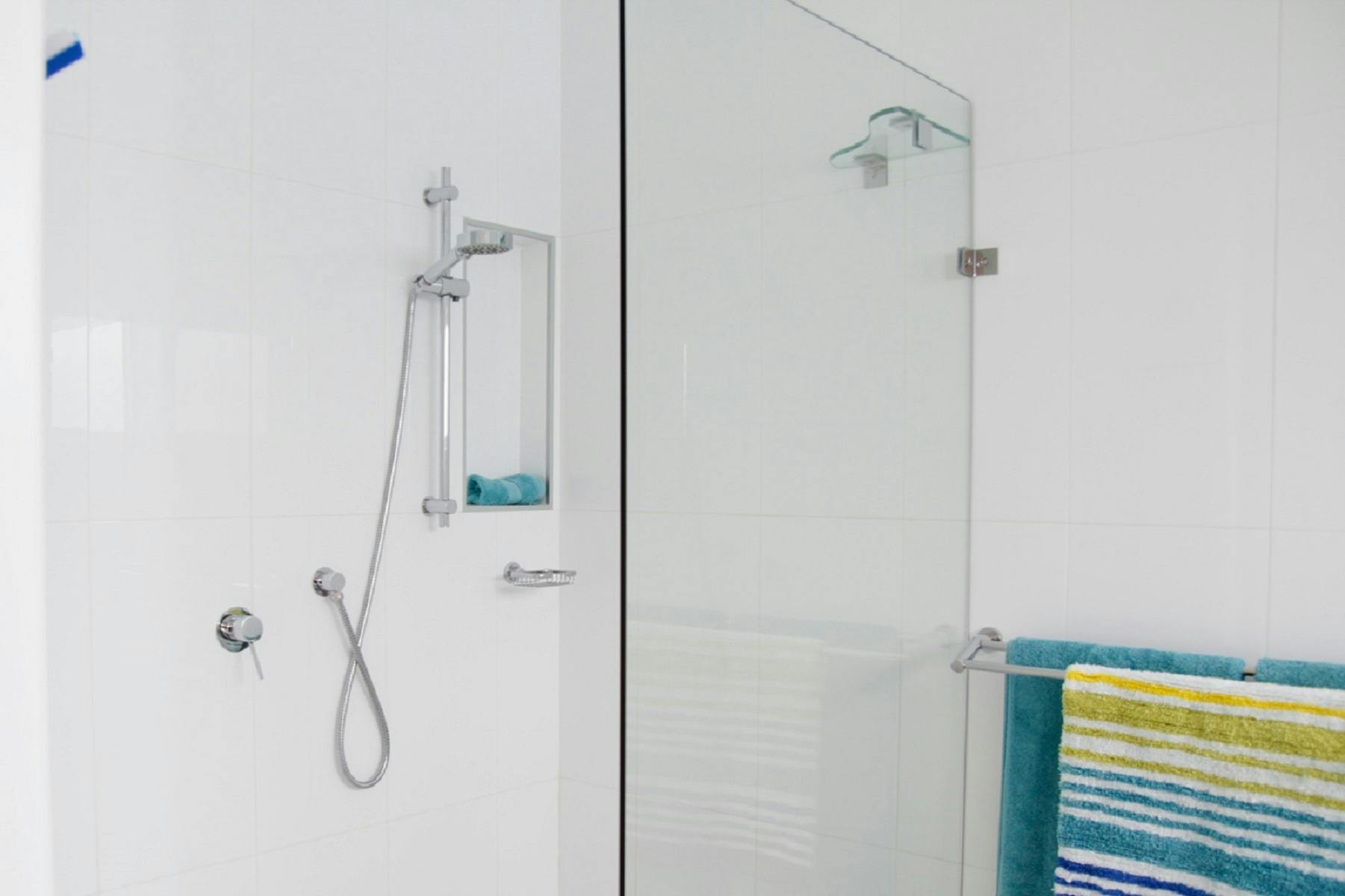 Blue Point Cottages bathroom