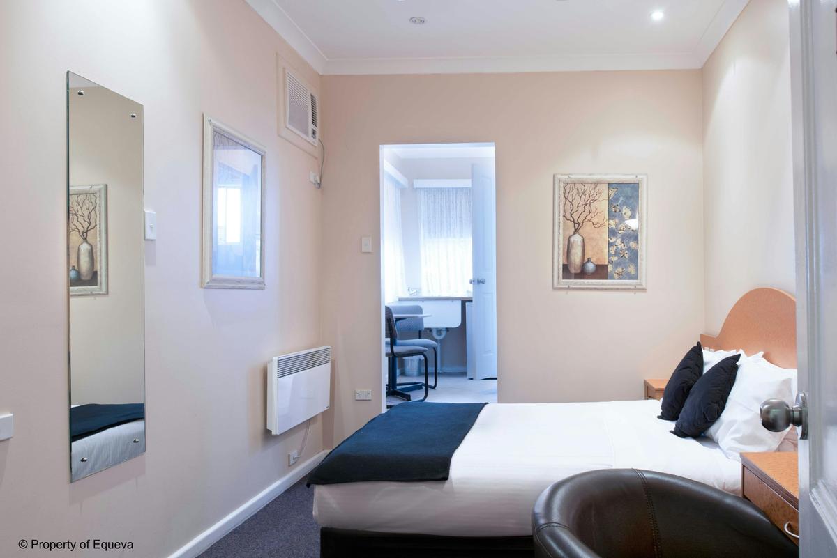 Blue Mountains Heritage Motel - Classic Queen Room