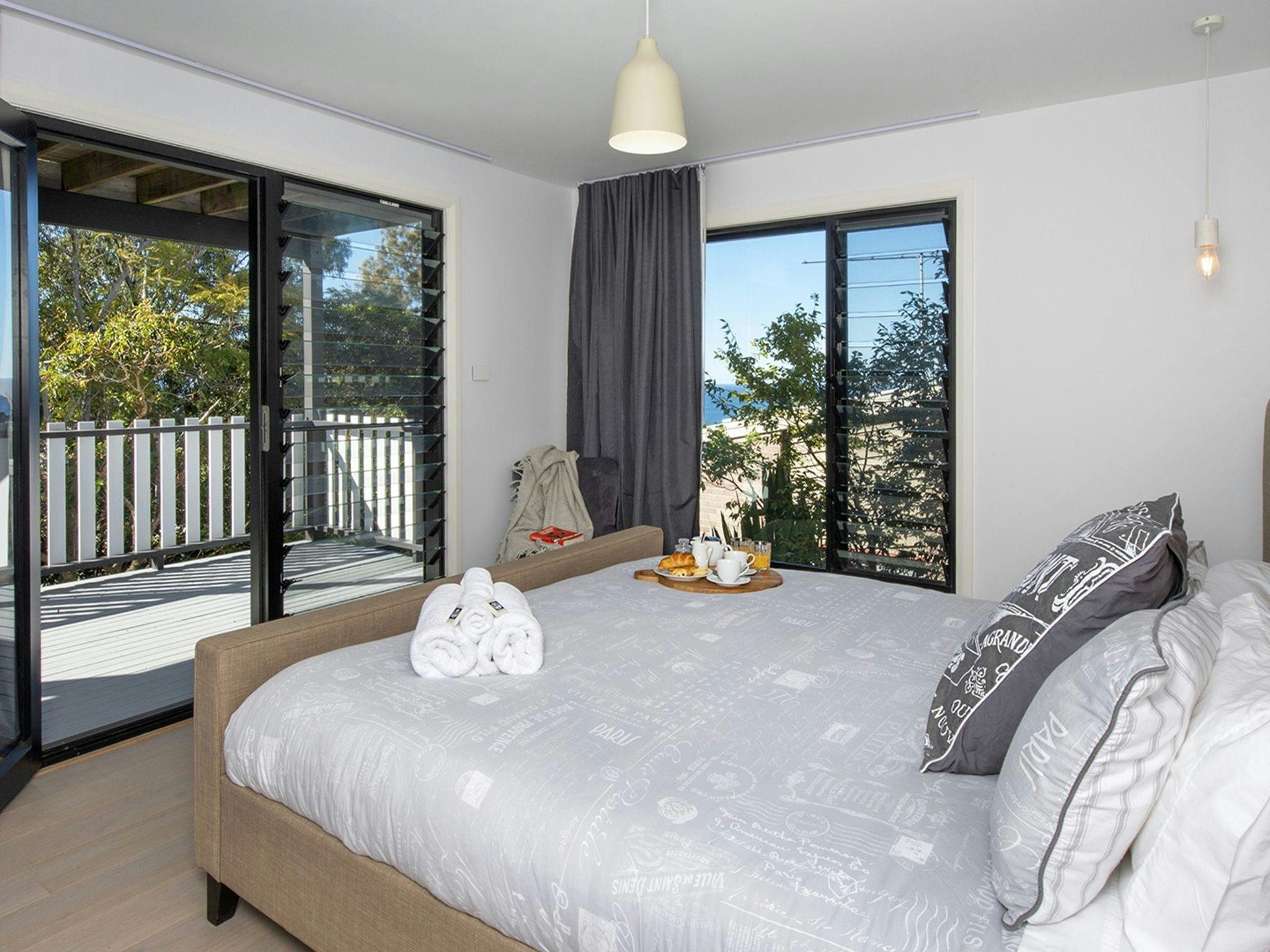 Blue Horizons on Belvedere