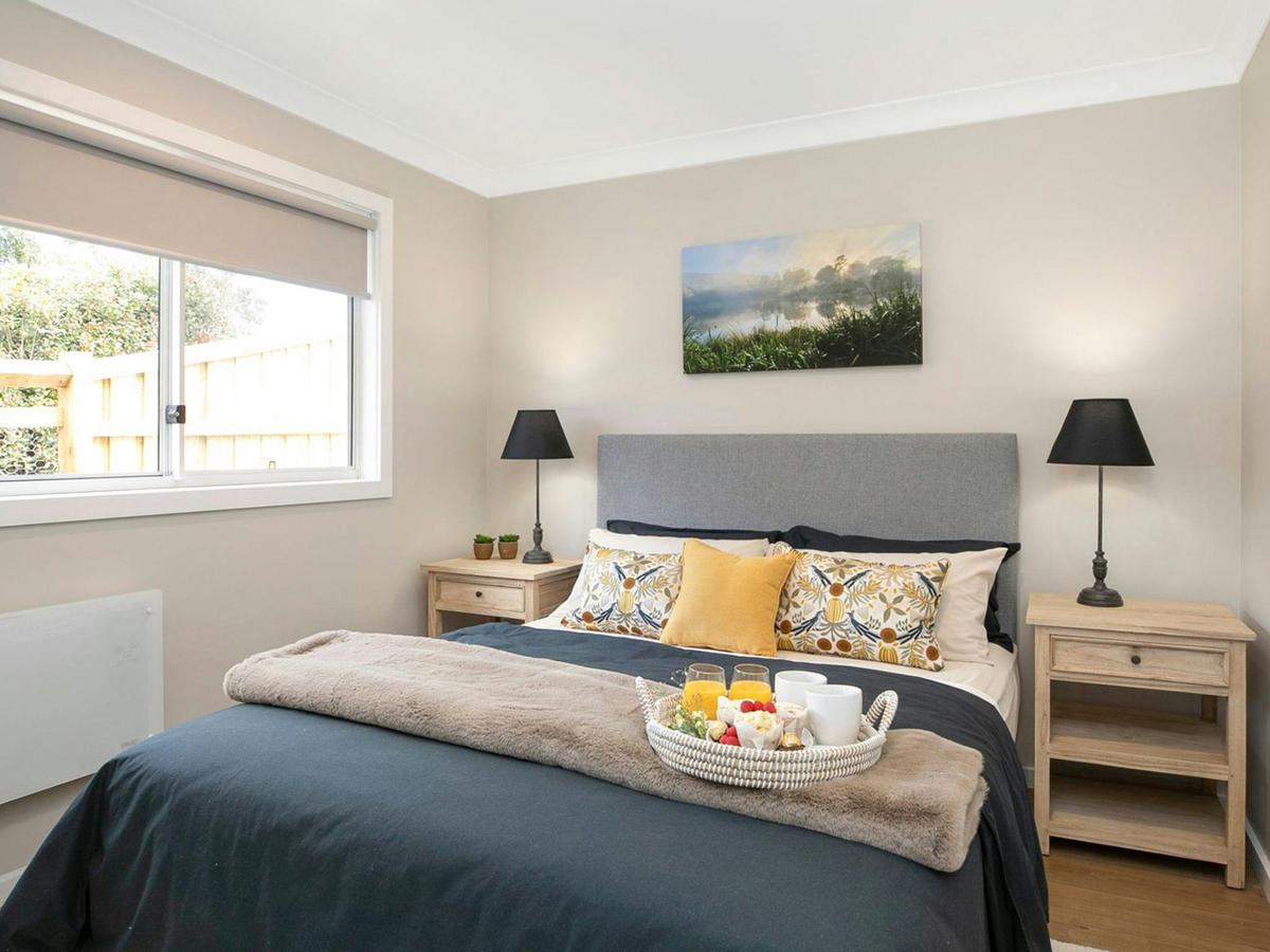 Electric heater, pedestal pan and electric blankets in each bedroom 