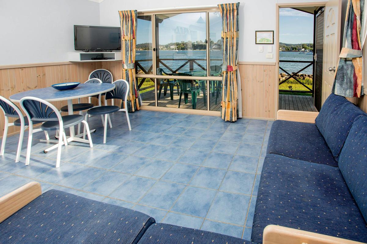 Waterfront Deluxe Cabin Living