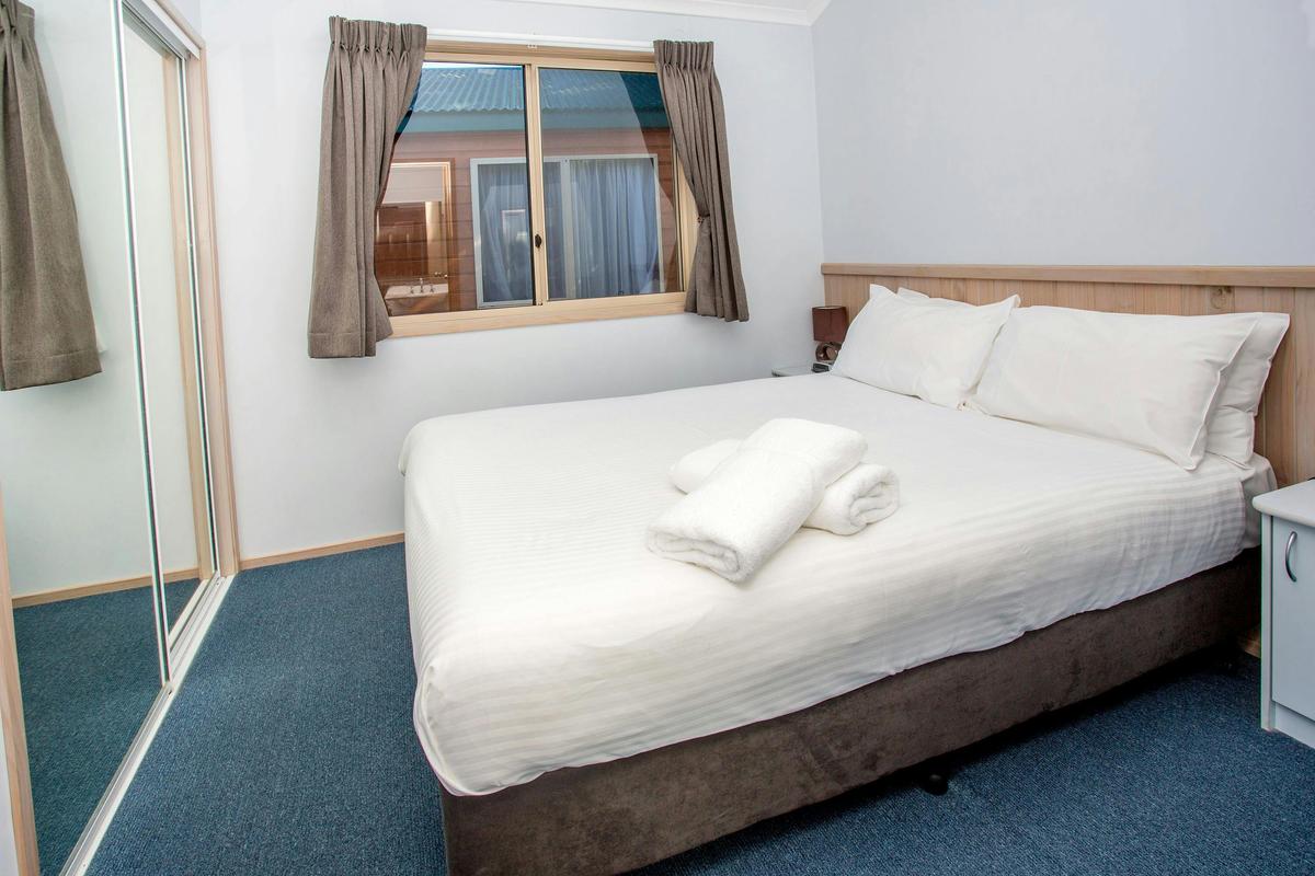 Waterfront Couples Retreat Main Bedroom