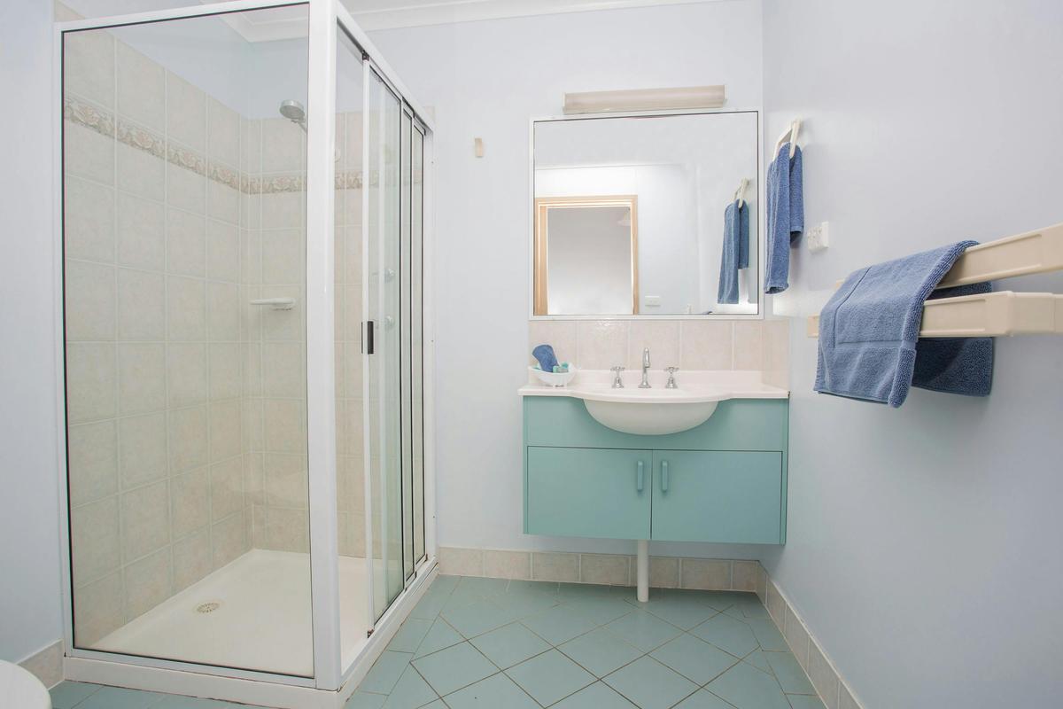 Elevated Twin Unit Bathroom