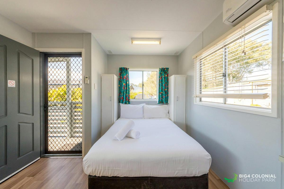 Economy Studio Cabin