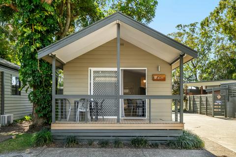 Kirra Cabin