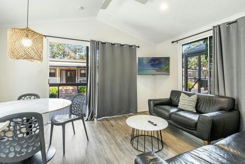 Kirra Cabin