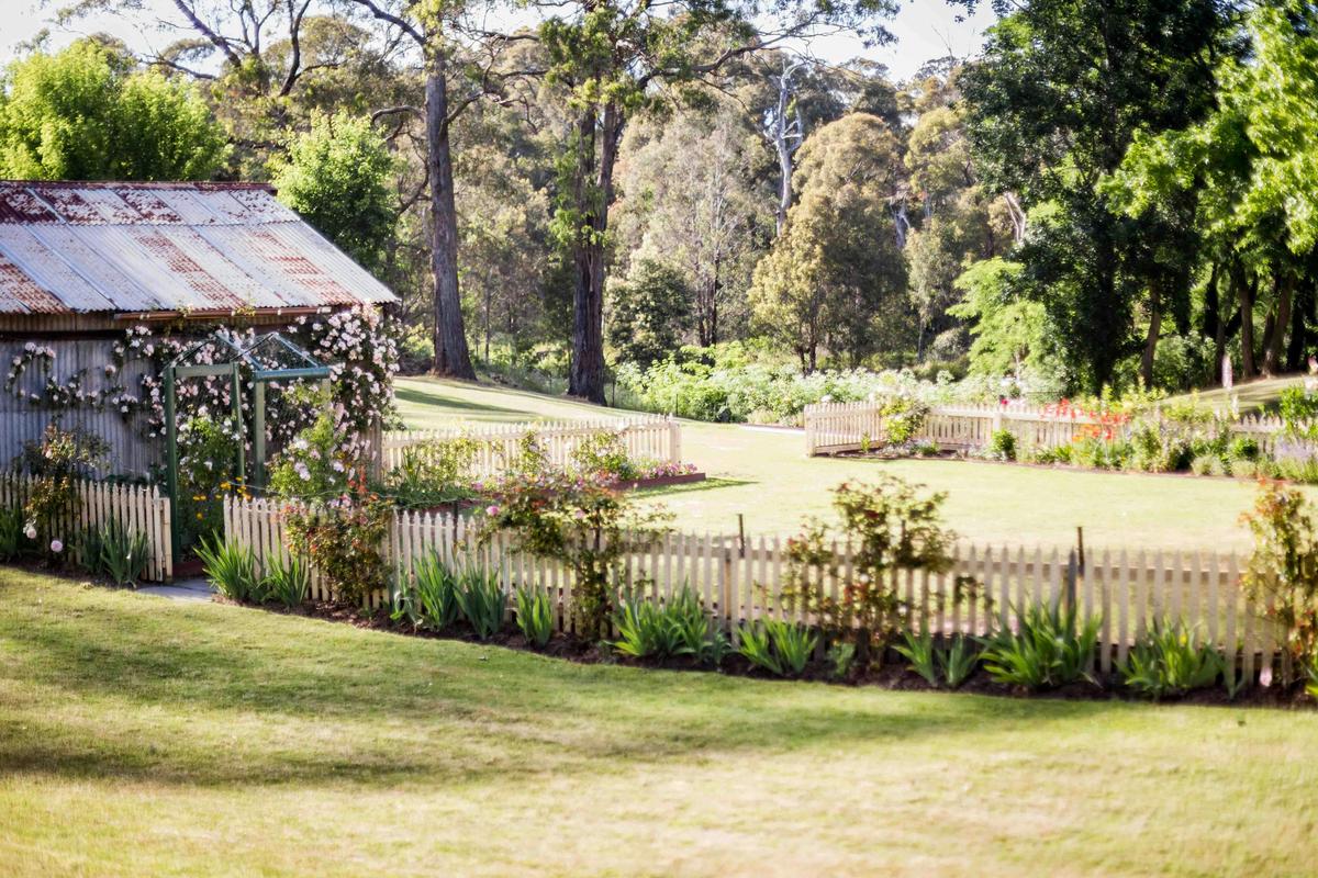 Berrima Bakehouse Motel Gardens
