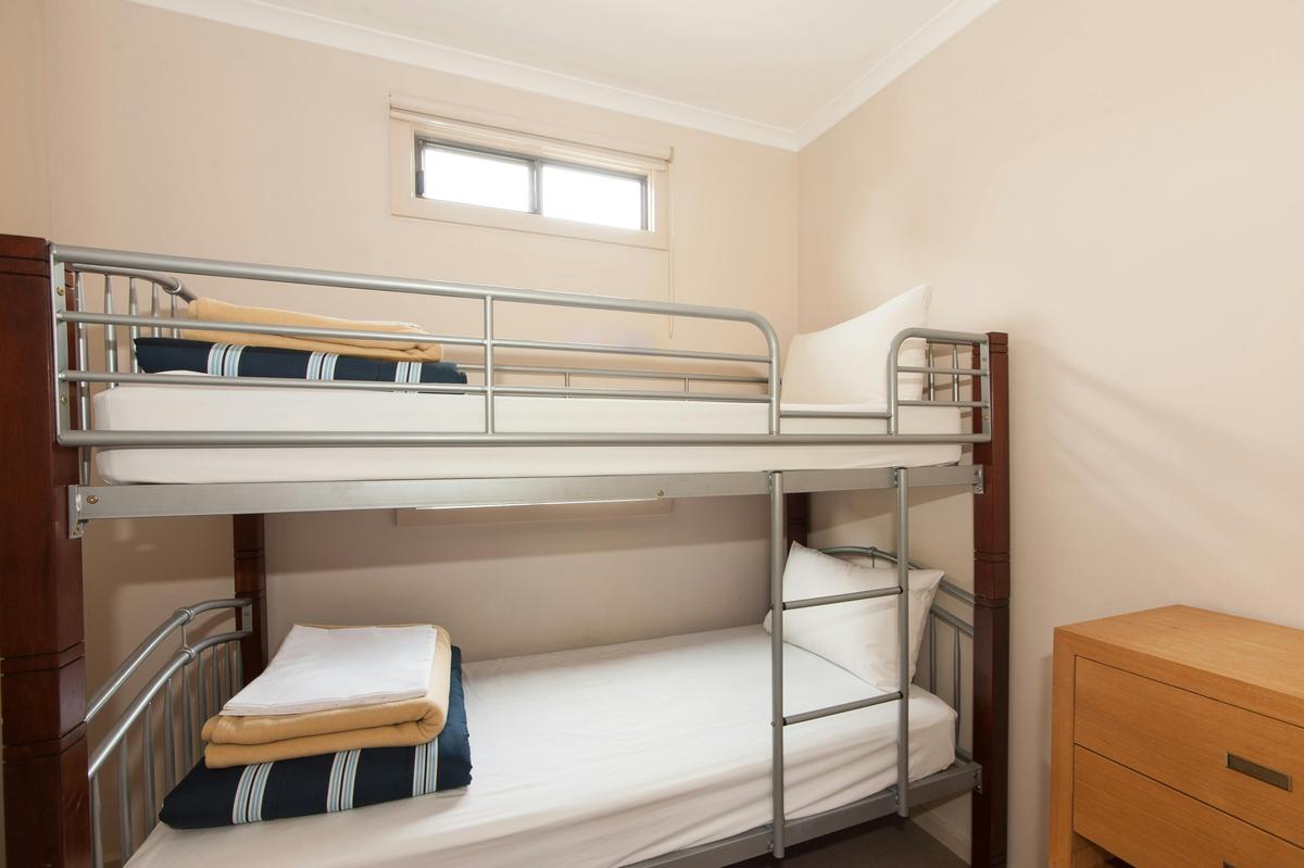 Family Deluxe- two bedroom/ four berth