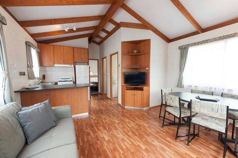 Family Deluxe Cabin- Two Bedroom/ Six Berth