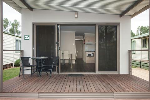 Family Deluxe- two bedroom/ four berth