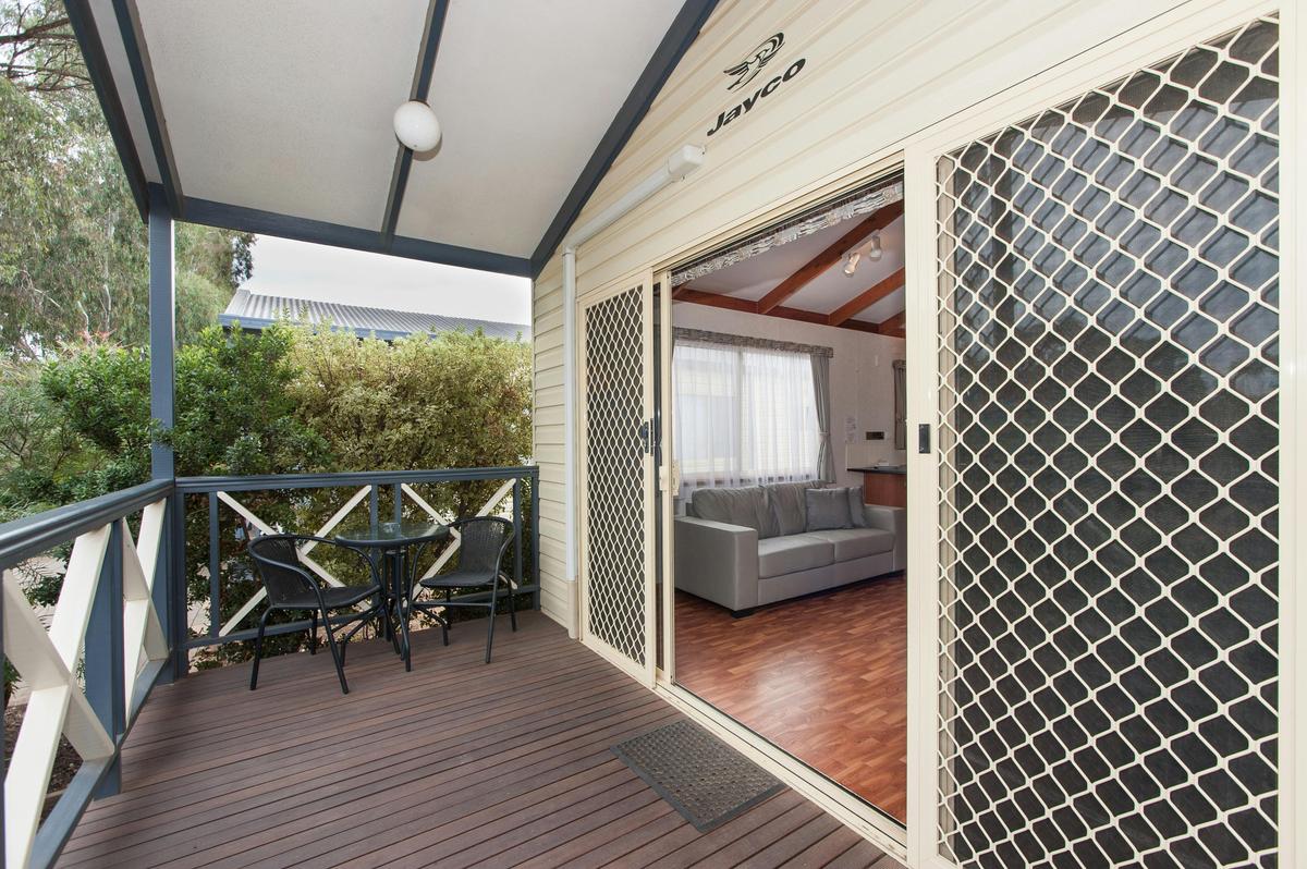 Family Deluxe Cabin- Two Bedroom/ Six Berth