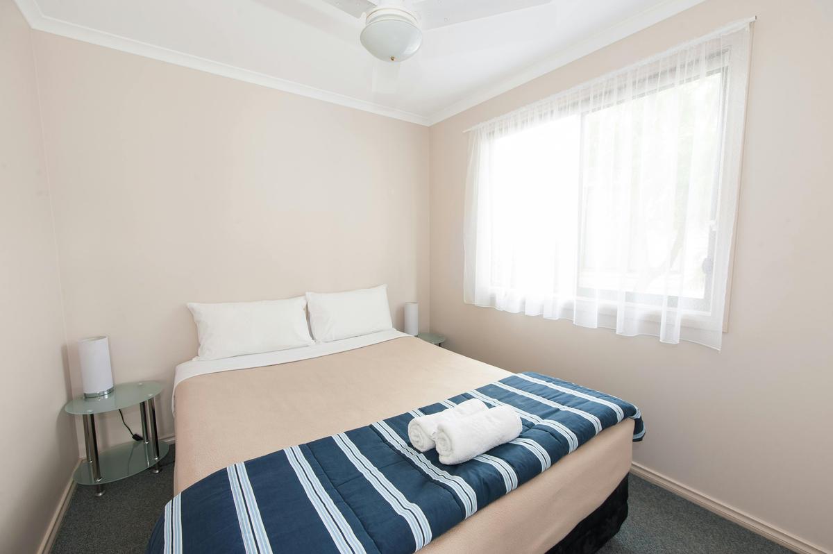 Haven Deluxe Cabin- two bedroom/ five berth