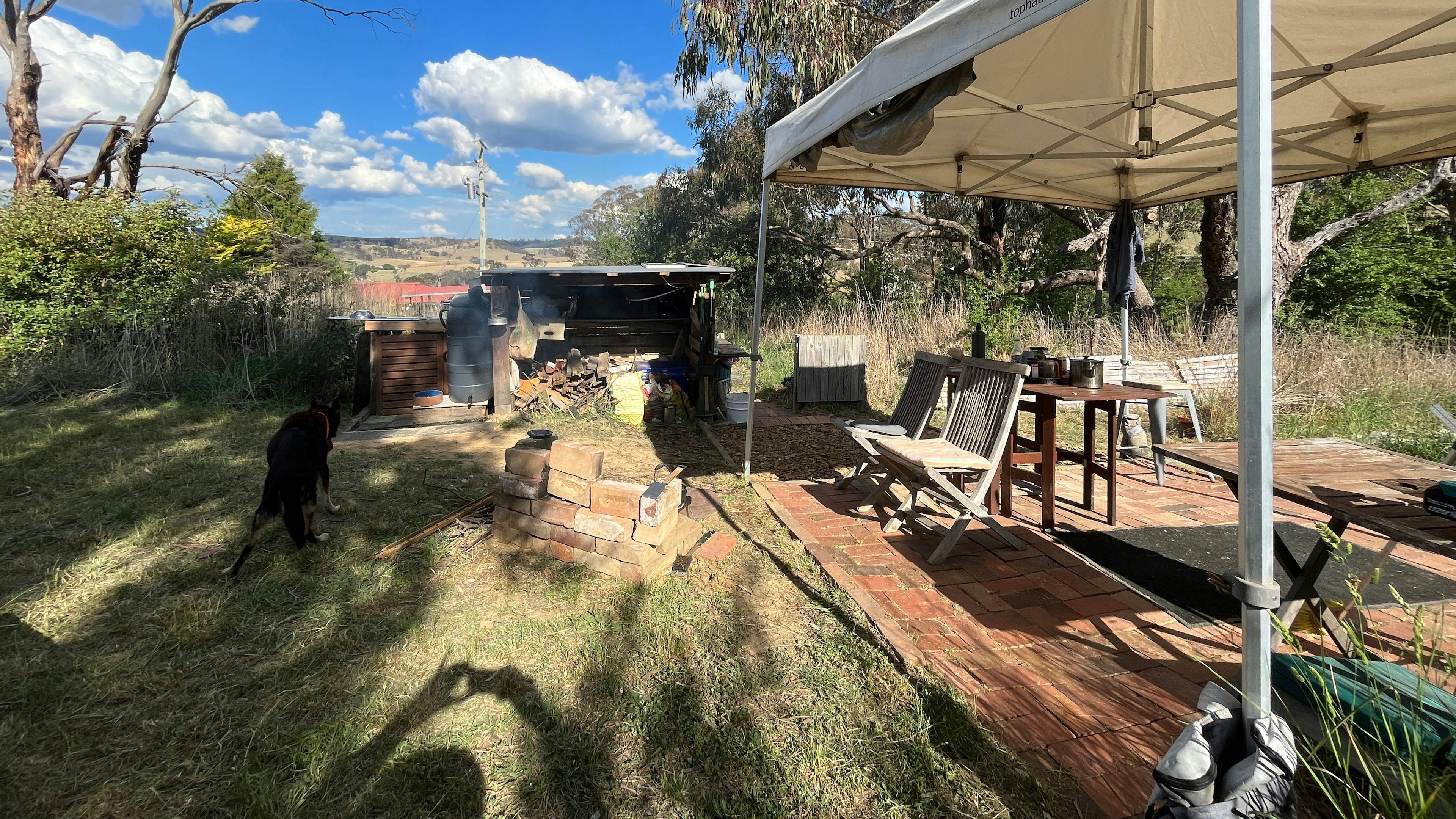 Picnic area and view into valley to Oberon