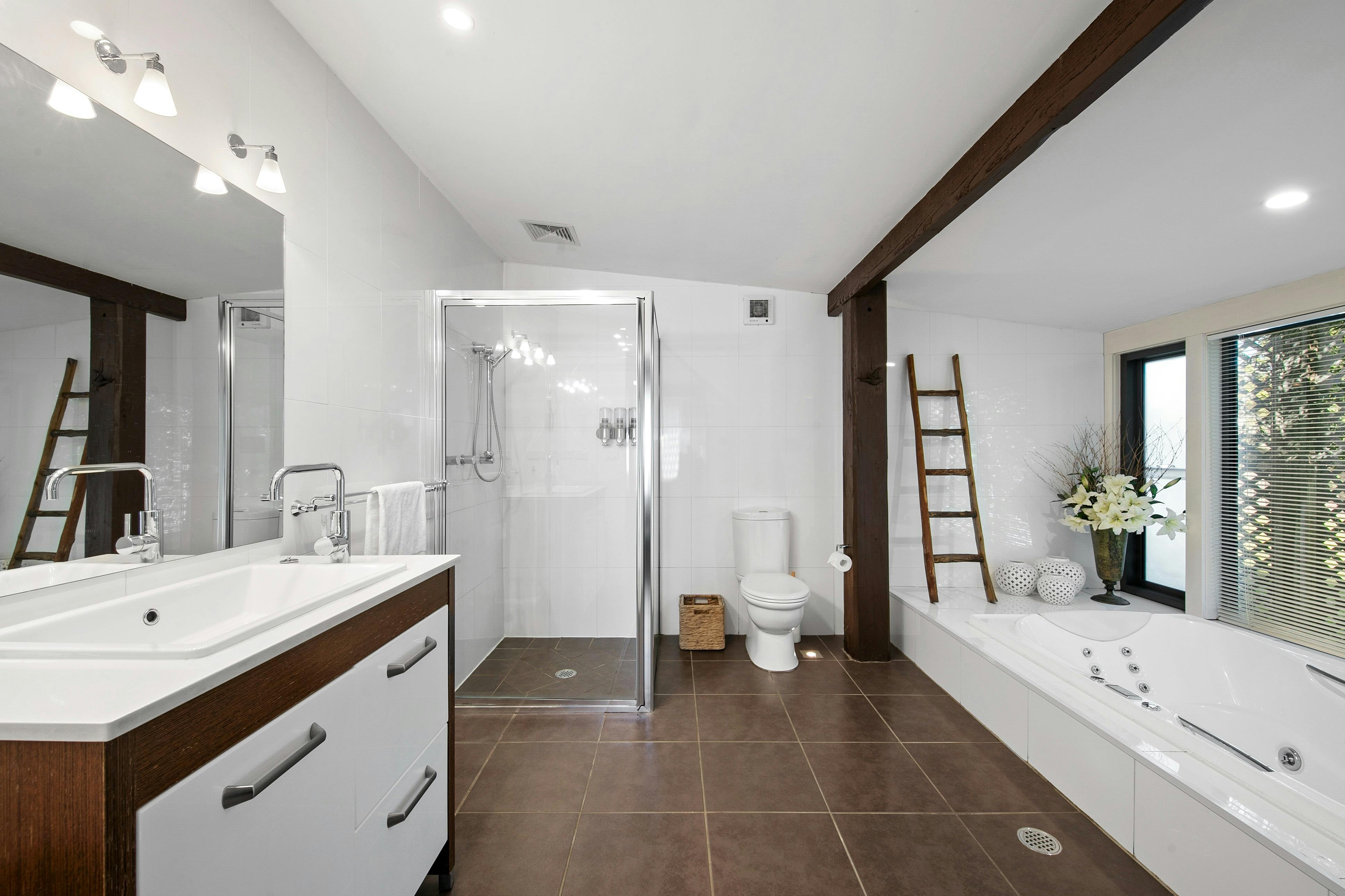 Master Ensuite