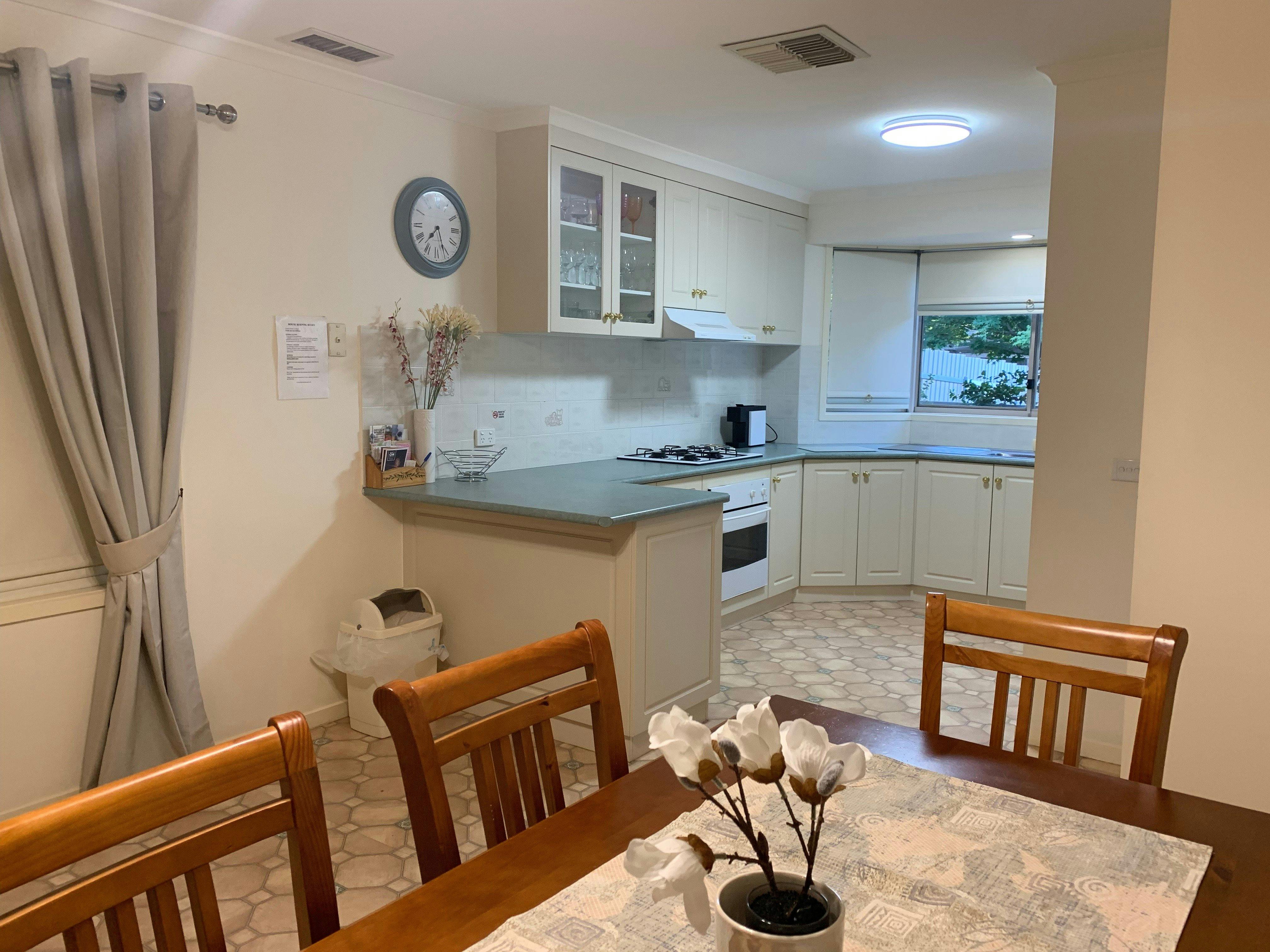 Fully equipped kitchen