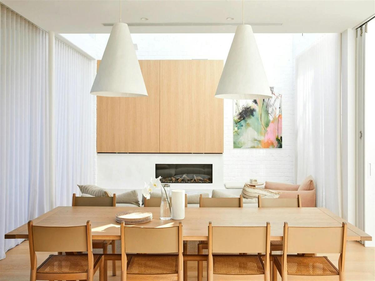 Open plan dining and lounge areas