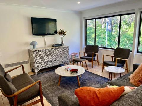 Blenheim Bliss Beach Stay