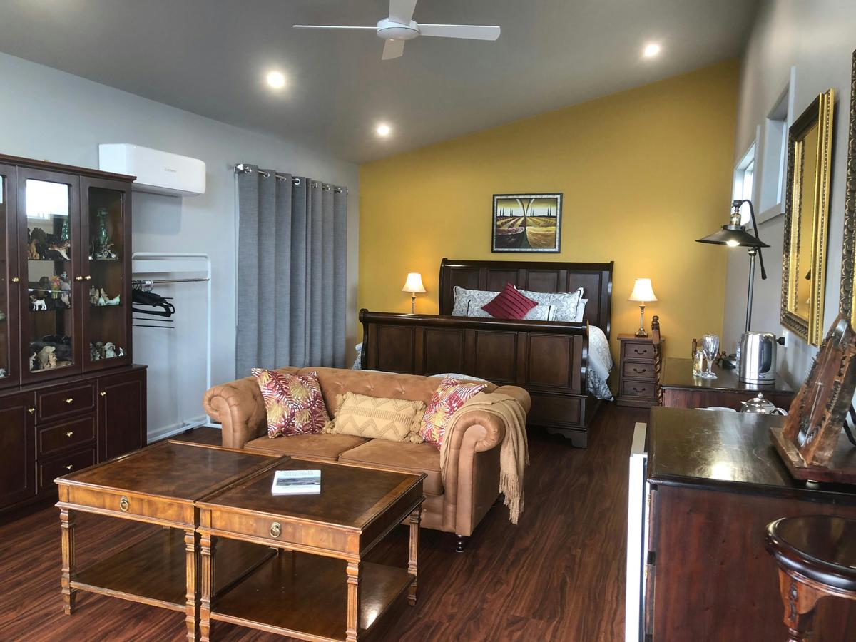 Vineyard Room