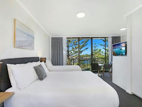 Ocean View Triple