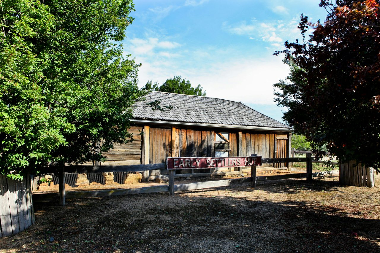 Early Settlers Hut