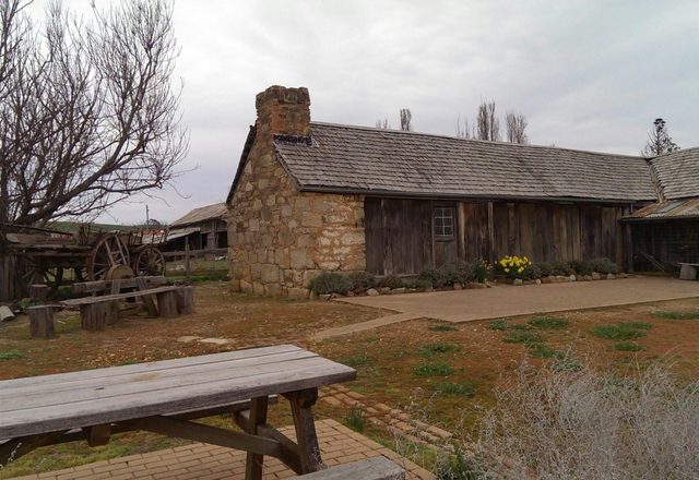 Early Settlers Hut