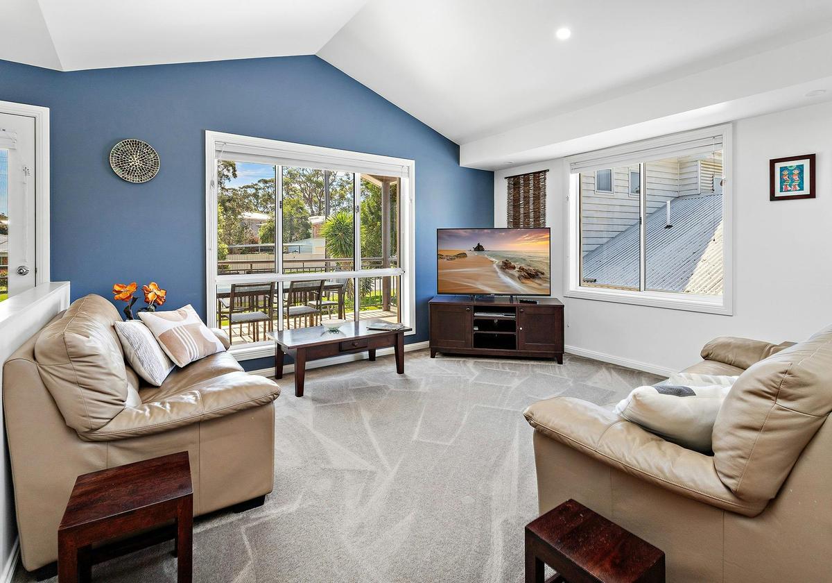 lounge room