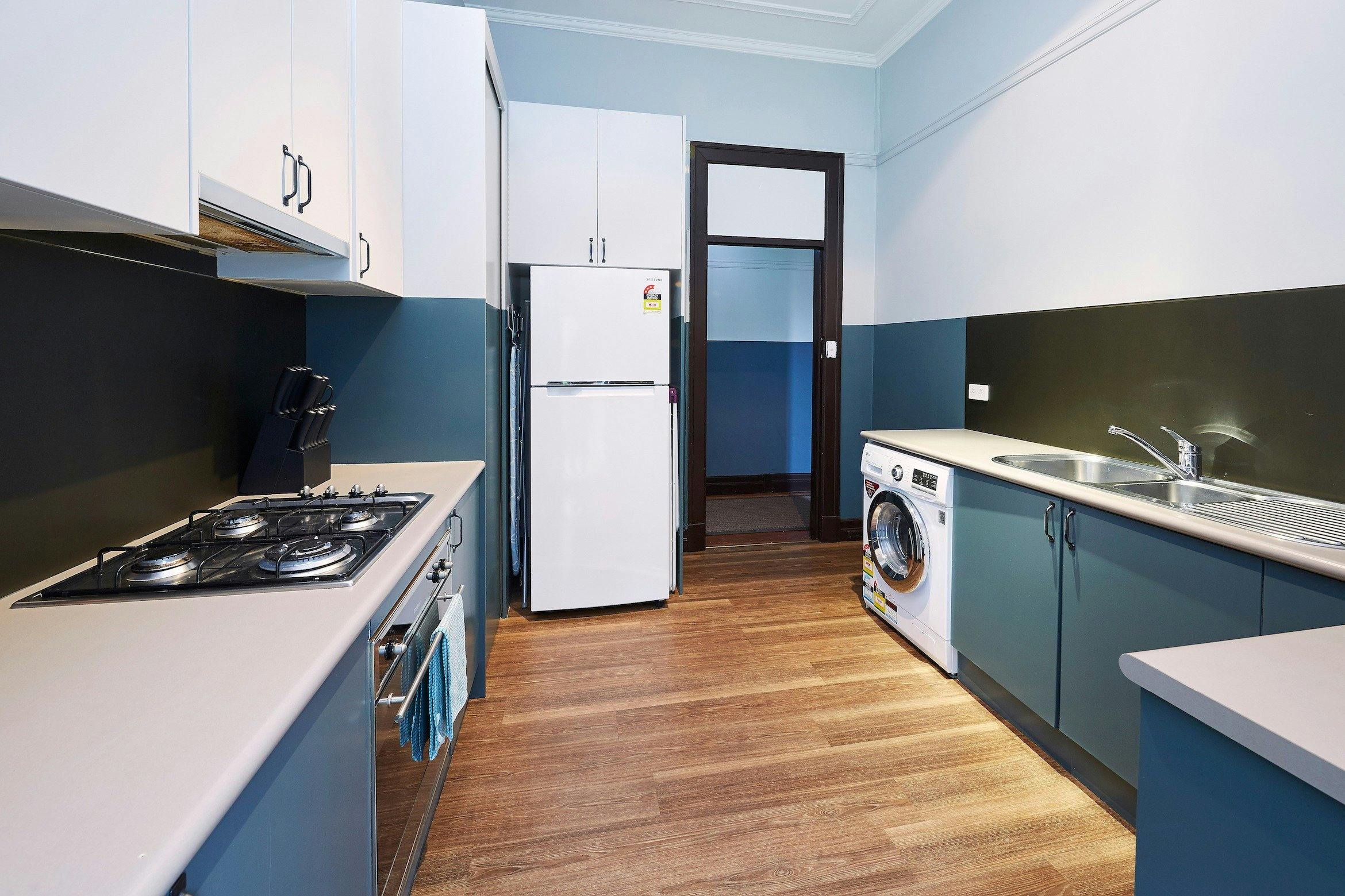 Bridgeview Hotel - Communal Kitchen