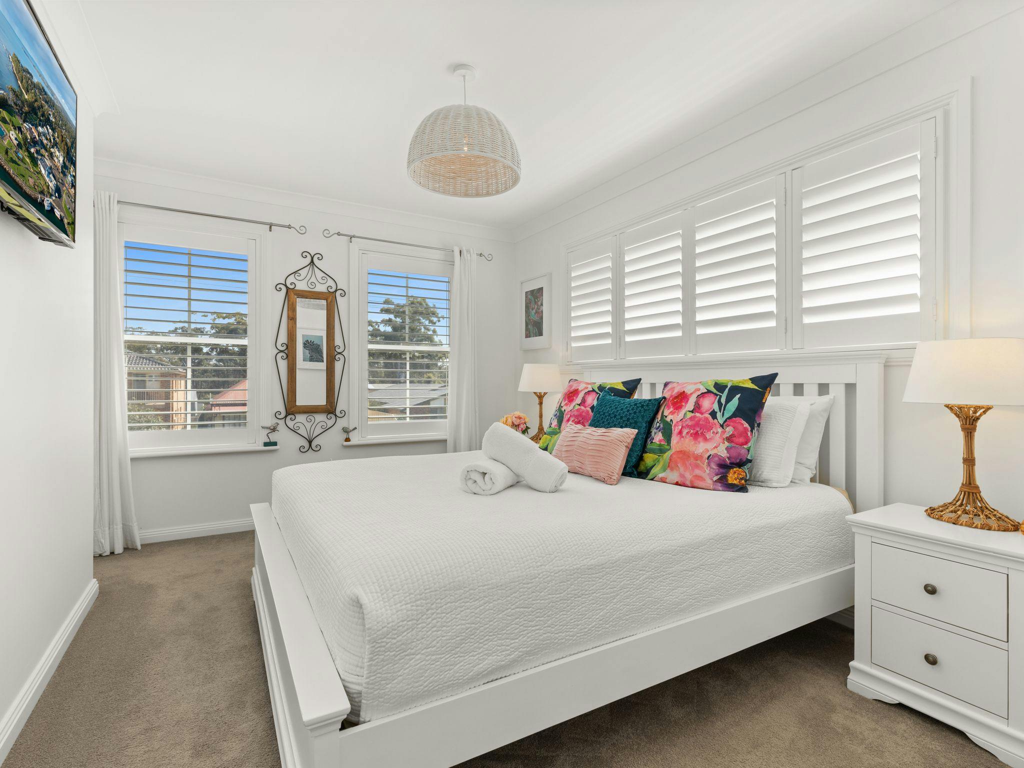 By the Bay on Duncan