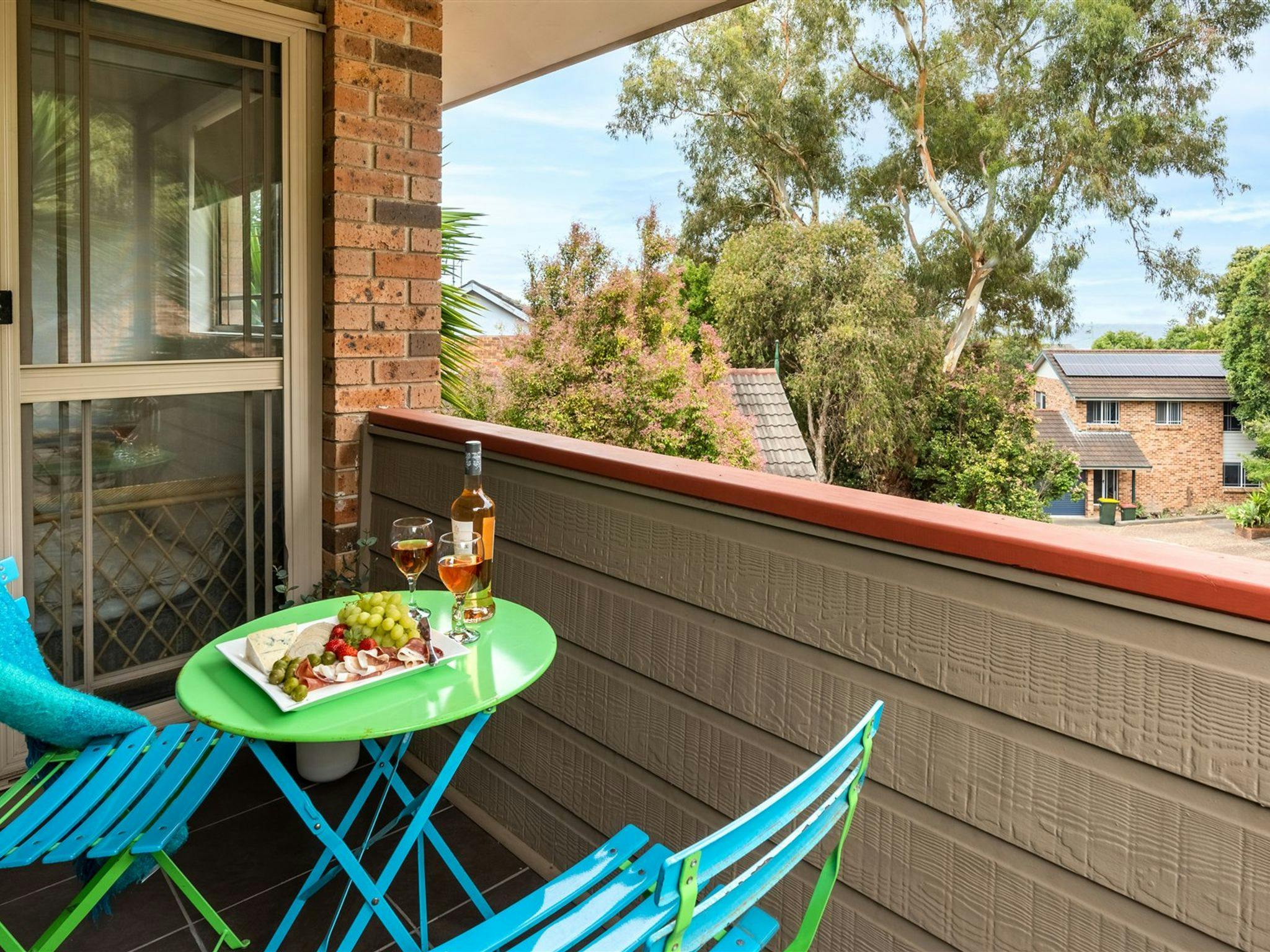 Covered Outdoor Area, Outdoor Seating 