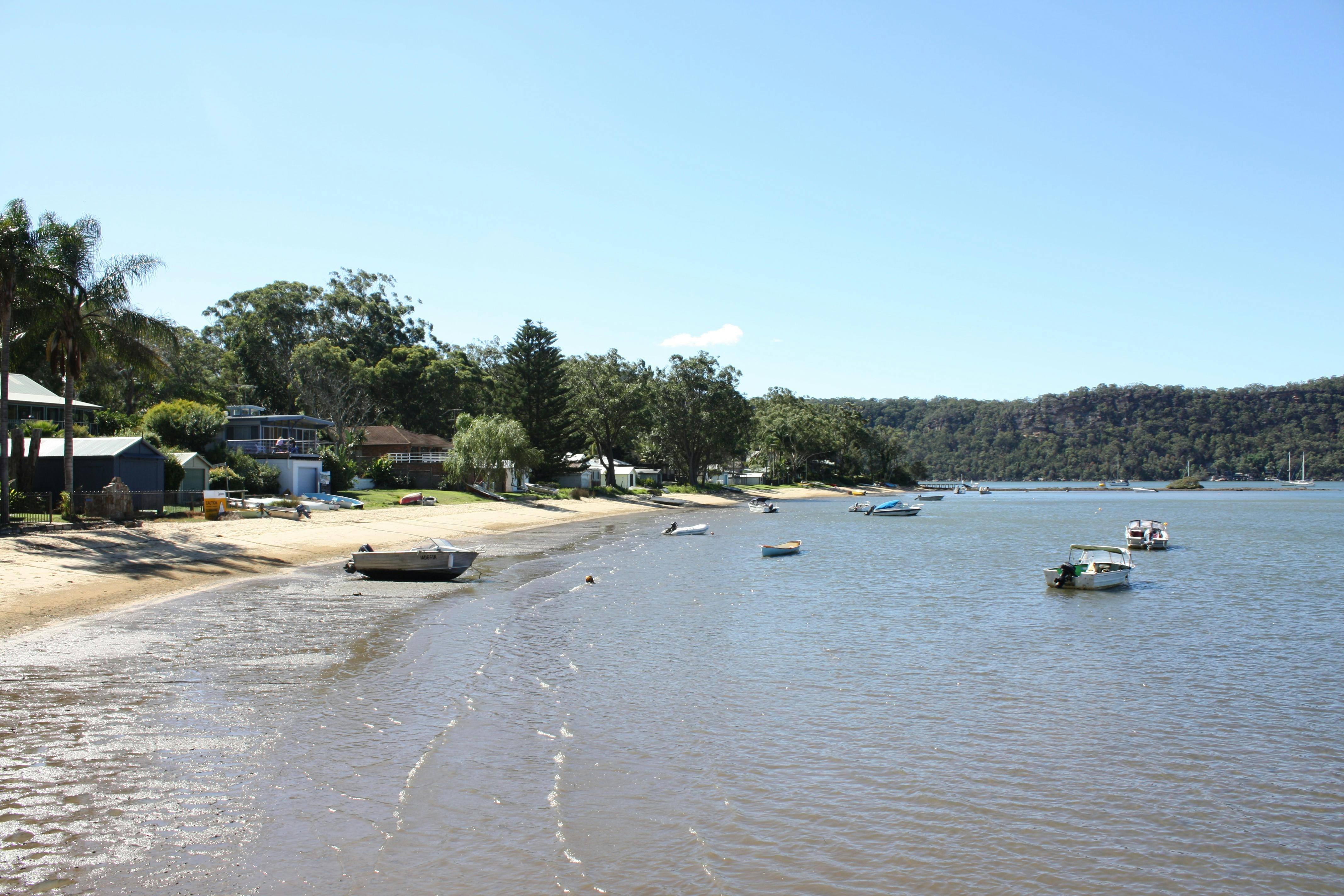 Bradleys Beach, Dangar Island looking northwards