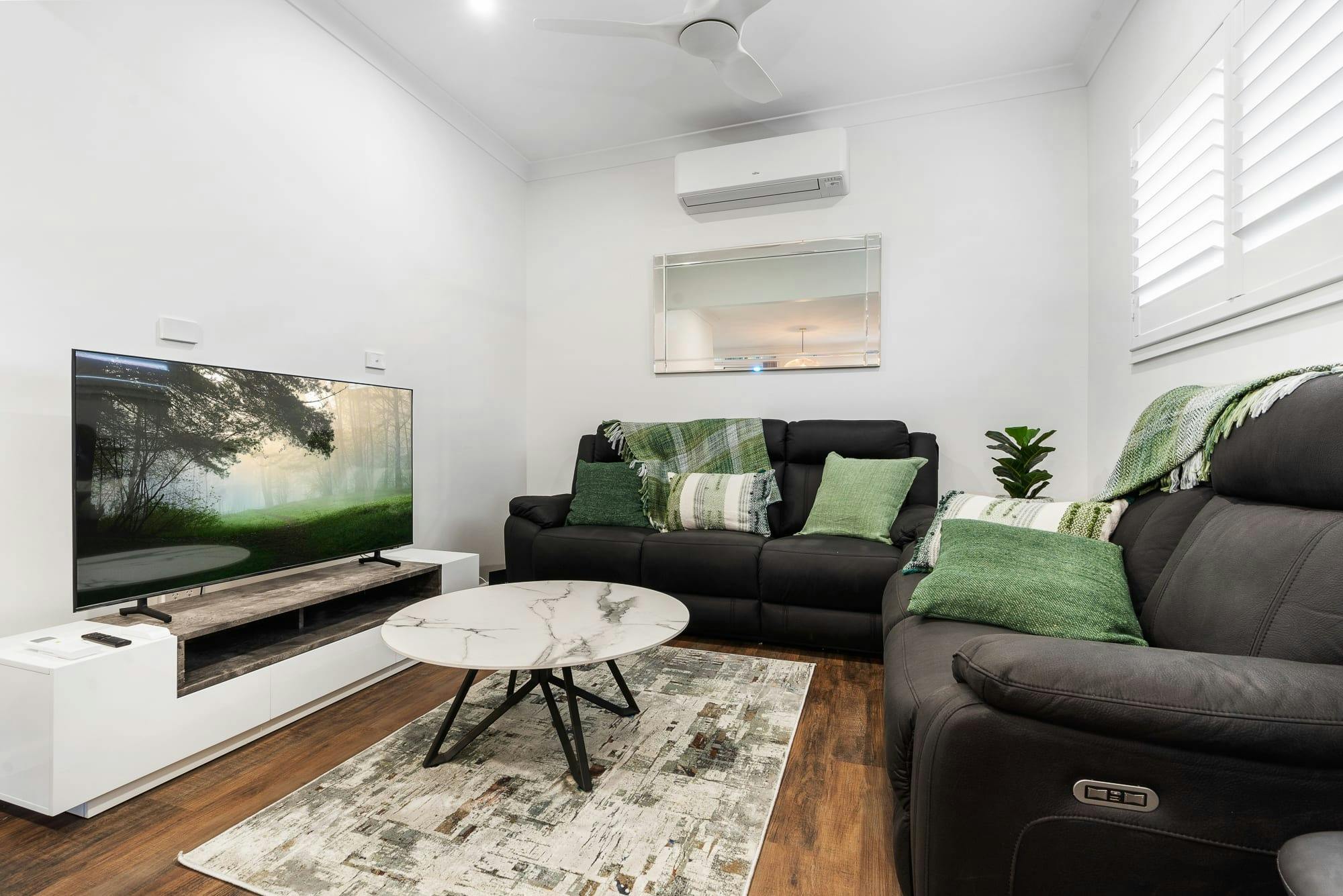 Lounge at Byng Cottage