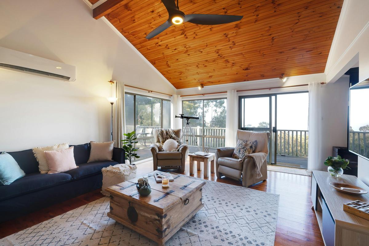 Arcadia - Lounge Room