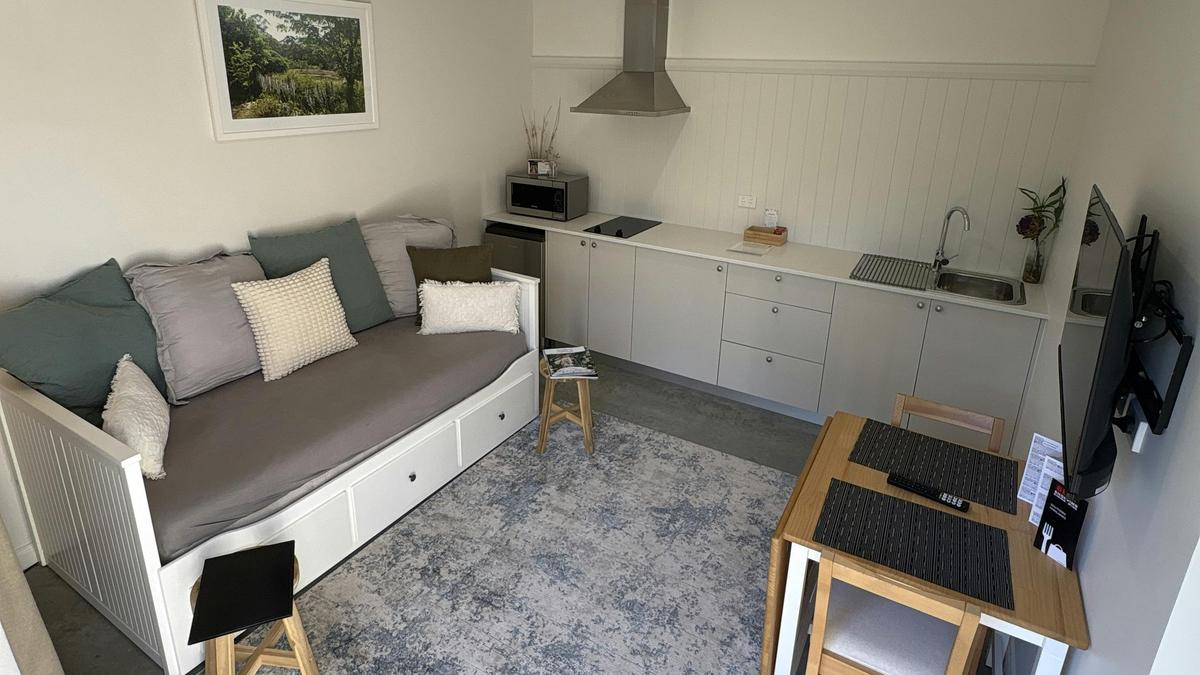 One Bedroom Apartment