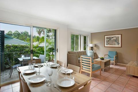 BreakFree Aanuka Beach Resort