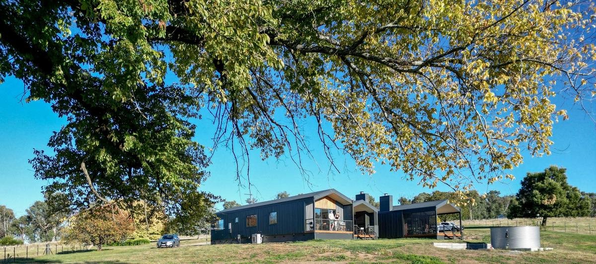 Brindabella Farm Stay Retreat near Batlow and Tumut Snowy Valleys