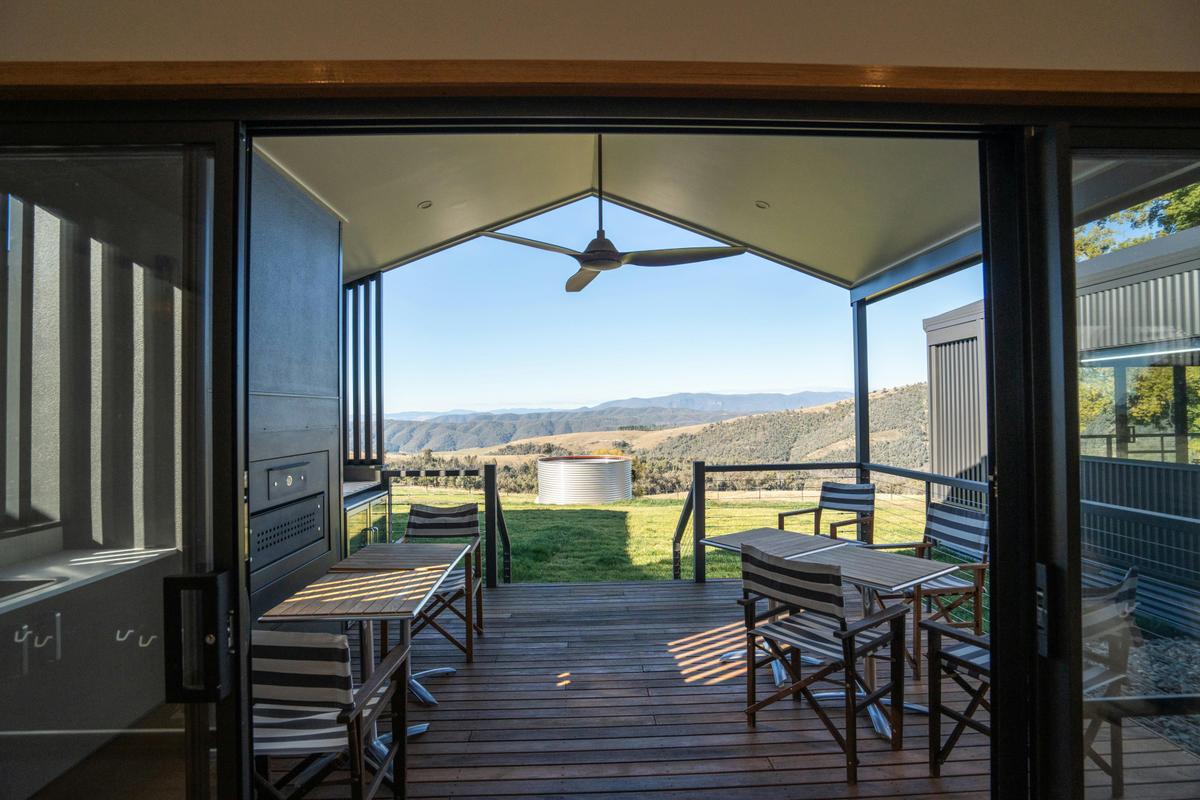 Brindabella Farm Stay Retreat near Batlow and Tumut Snowy Valleys