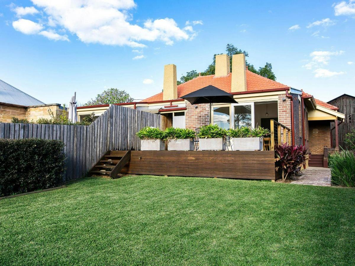 Cockatoo Island Garden Riverview Apartment