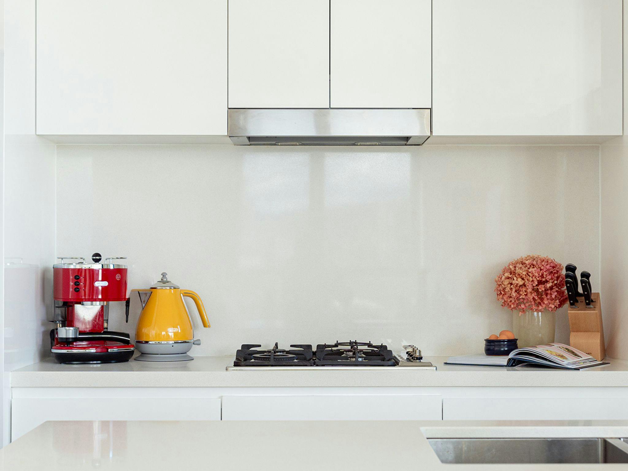 Burelli Beauty | Open plan chef's kitchen | Coffee bean machine