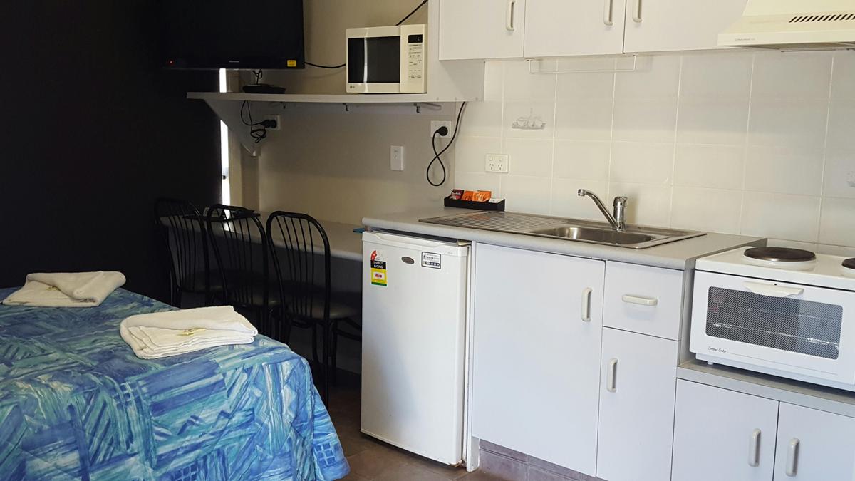 Studio Cabin - inside