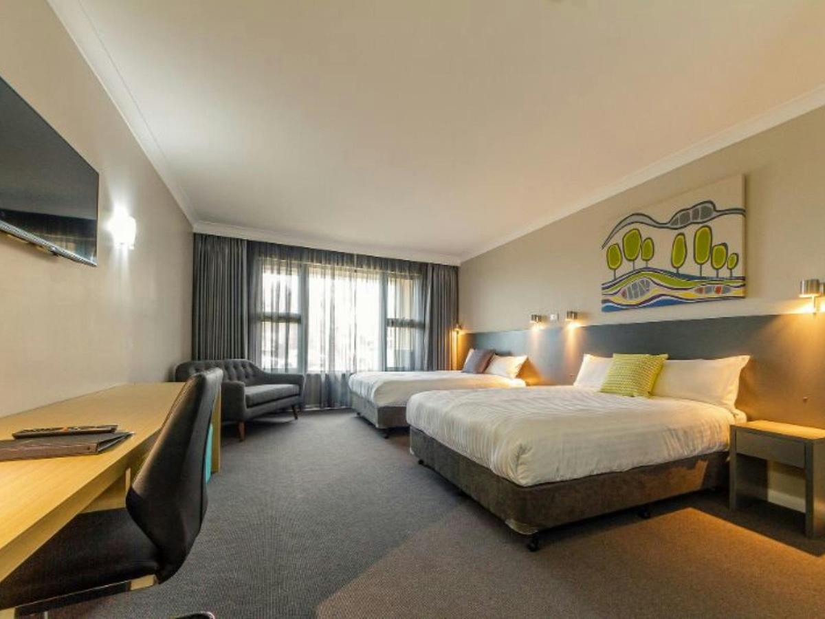Club Cowra Motel edit1