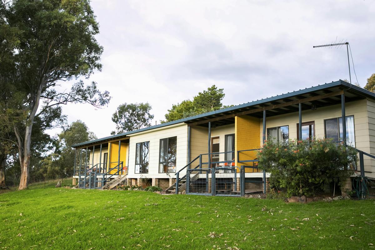 Bumblebrook Farm Motel Units