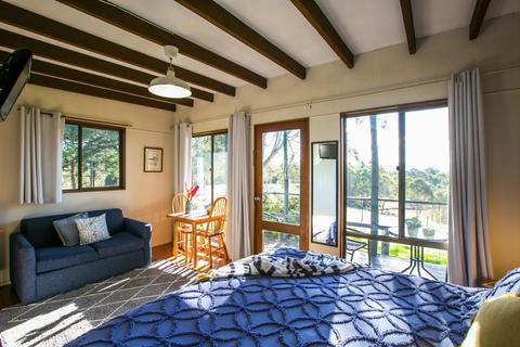 Bumblebrook Farm Motel