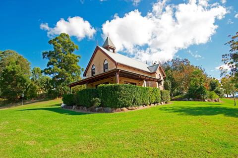 Clarendon Forest Retreat