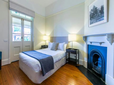 Cockatoo Island Harbour View Apartments