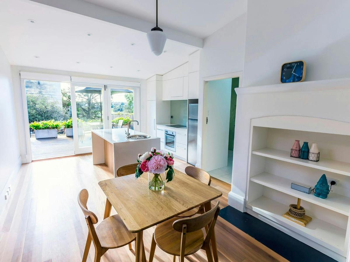 Cockatoo Island Garden Riverview Apartment