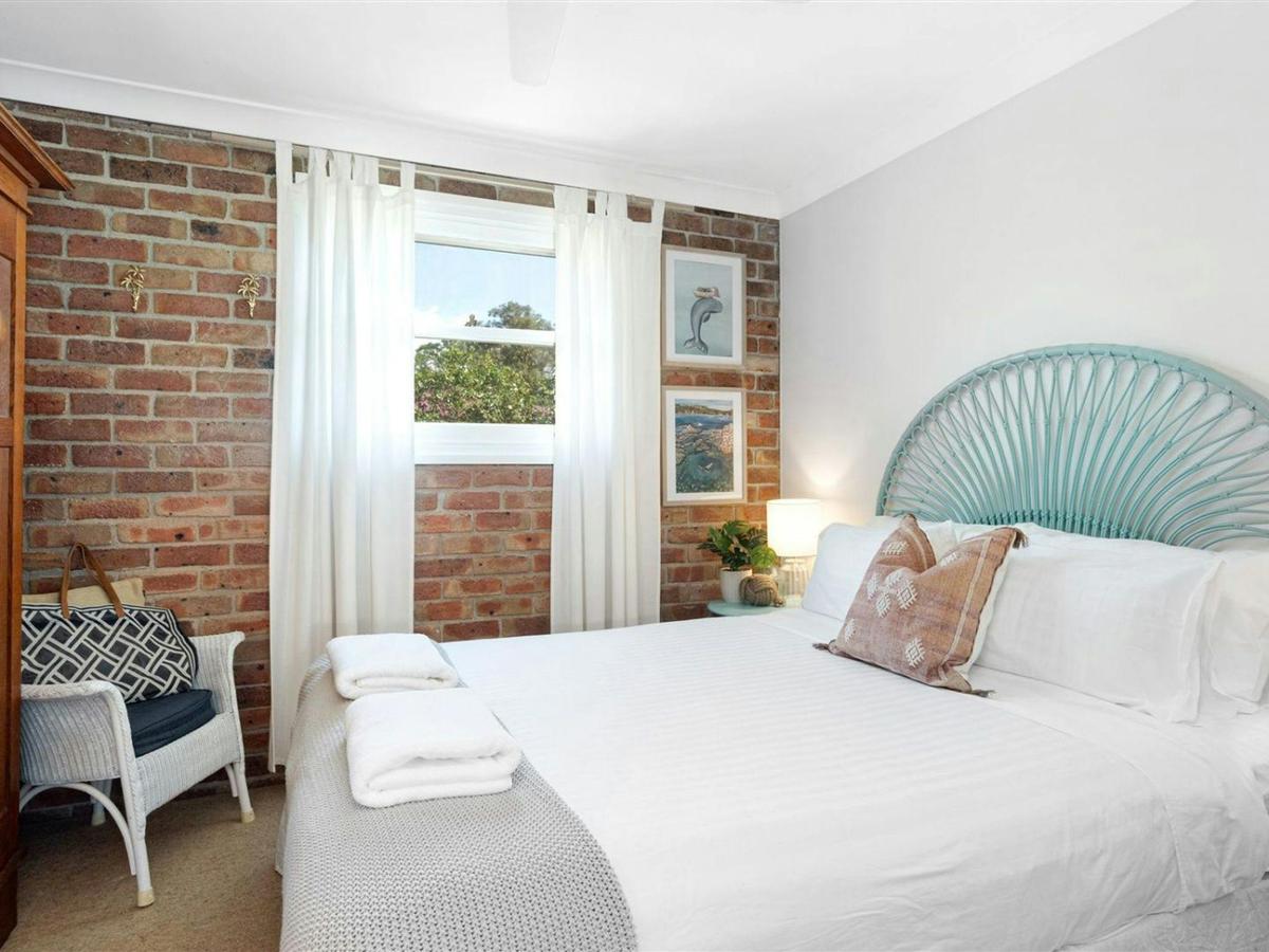 Burra Beach Shack | Bedroom 1 | Queen bed