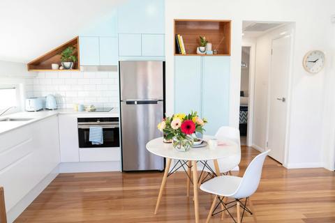 Cooks Hill Parkside Accommodation
