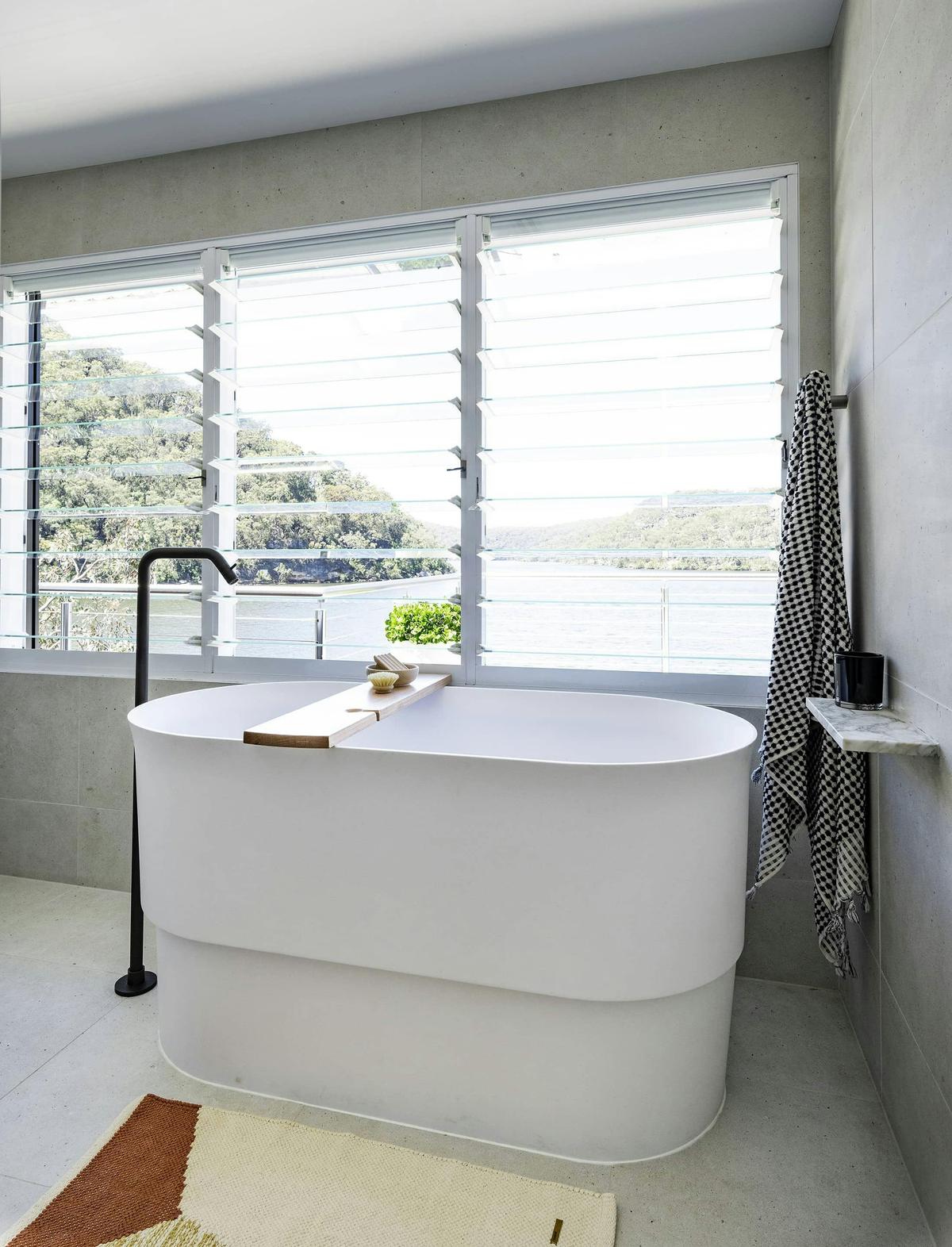 Main Bathroom